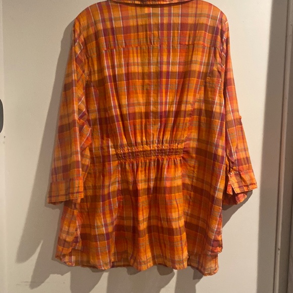 NWT LANE BRYANT PINK ORANGE PLAID BLOUSE SIZE 26/28 - Picture 2 of 4